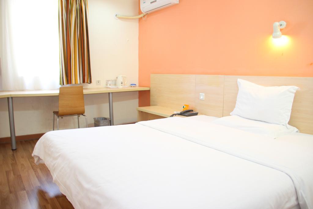 7Days Inn Beijing Liujiayao Station Pequim Quarto foto