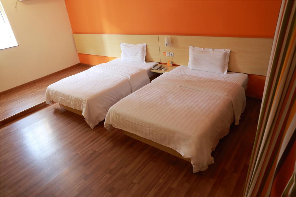7Days Inn Beijing Liujiayao Station Pequim Quarto foto